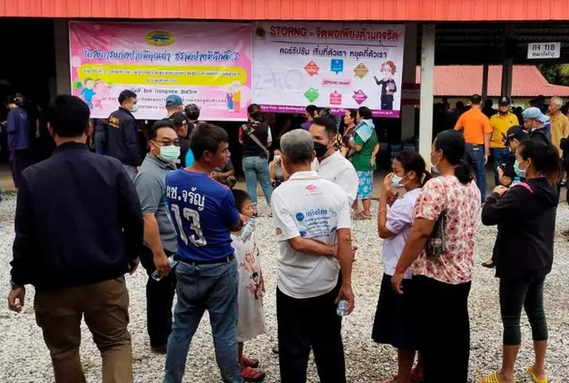 Более 30 человек убил экс-полицейский в детском саду Таиланда