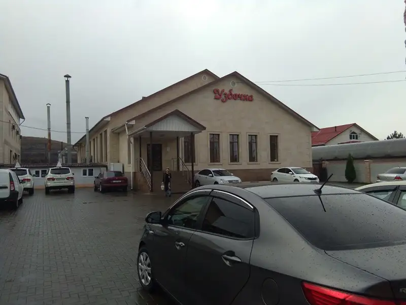 &laquo;Байбектен келдім&raquo; деген адамға Алматы мейрамханасы 500 теңгеге түскі ас береді