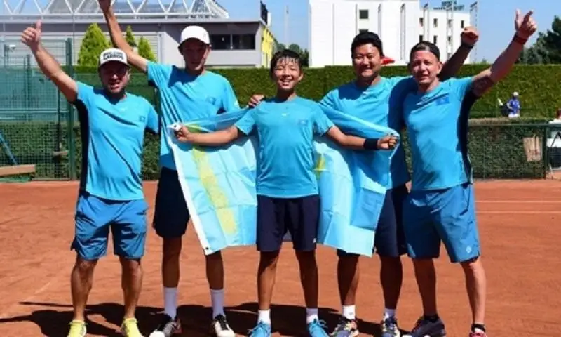 Казахстан узнал соперника за «бронзу» на юниорском ЧМ по теннису