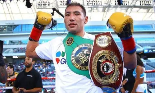 Жанибек Алимханулы проведет самый большой бой за свою карьеру