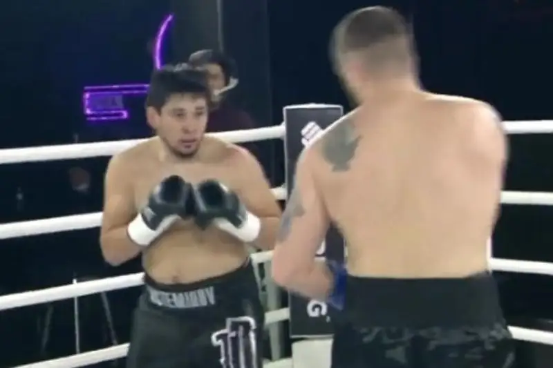 قازاقستاندىق كاسىپقوي بوكسشى قارسىلاسىن نوكۋتقا ءتۇسىردى