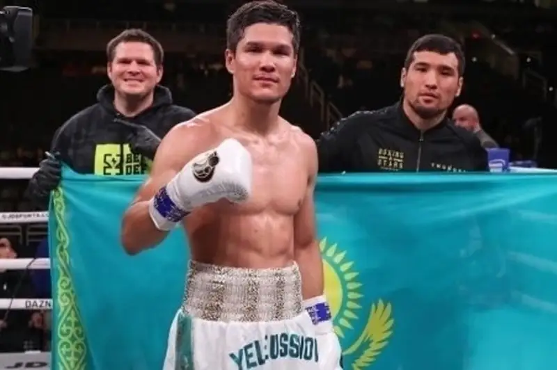 دانيار ەلەۋسىنوۆ بۇرىنعى الەم چەمپيونىن تەحنيكالىق نوكاۋتپەن جەڭدى