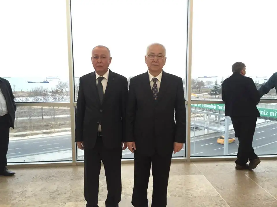 Түркияда Халифа Алтайды еске алу кеші өтті