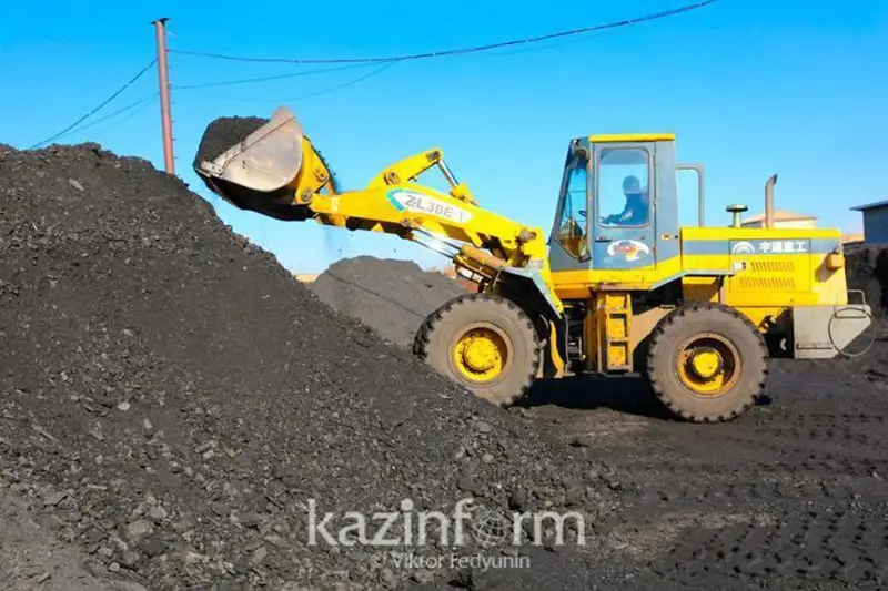 Kórshi elderge áleýmettik kómirdi avtokólikpen shyǵarýǵa shekteý qoıylady