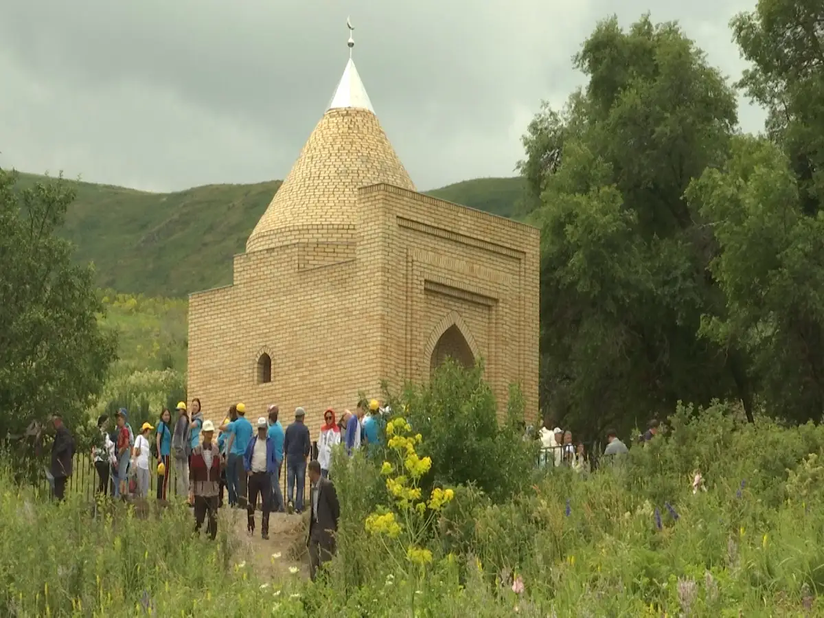 Есім төренің кесенесі жаңғыртылды