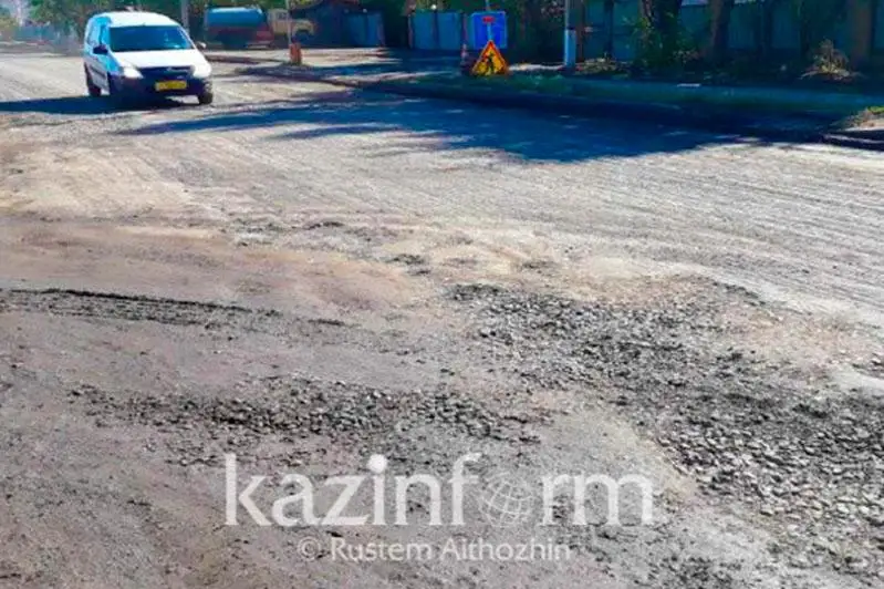 Двух сельских акимов наказали в Павлодарской области