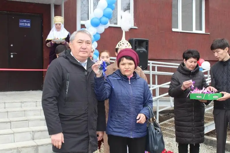 Almaty oblysynyń Sarqan aýdanynda 50 páterli turǵyn úı paıdalanýǵa berildi