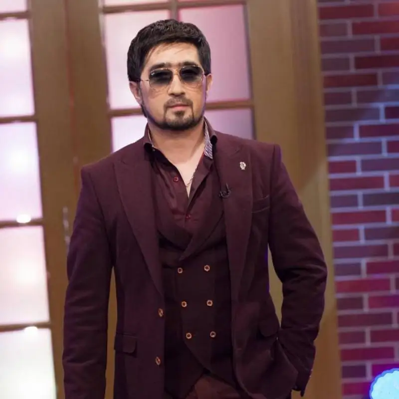 مۇقاسان شاحزادايەۆ: ەڭ قىمبات كوزىلدىرىگىم 500 مىڭ تەڭگە تۇرادى