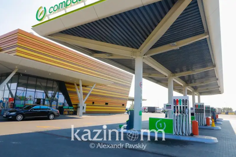 Jol boıyndaǵy qyzmet kórsetý nysandarynyń qansha paıyzy normatıvke saı