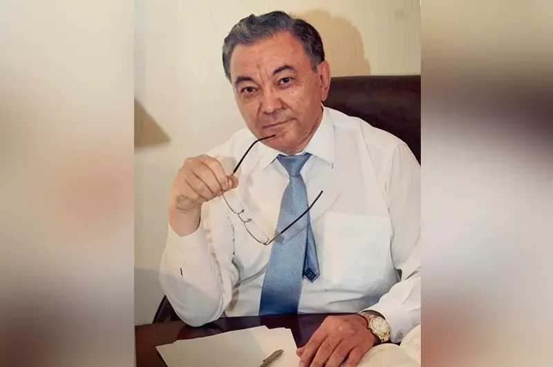 Táýelsizdik joly taqtaıdaı tegis bolmaıtynyna biz osy jyldar ishinde kóz jetkizdik – Tuıaqbaı Rysbekov