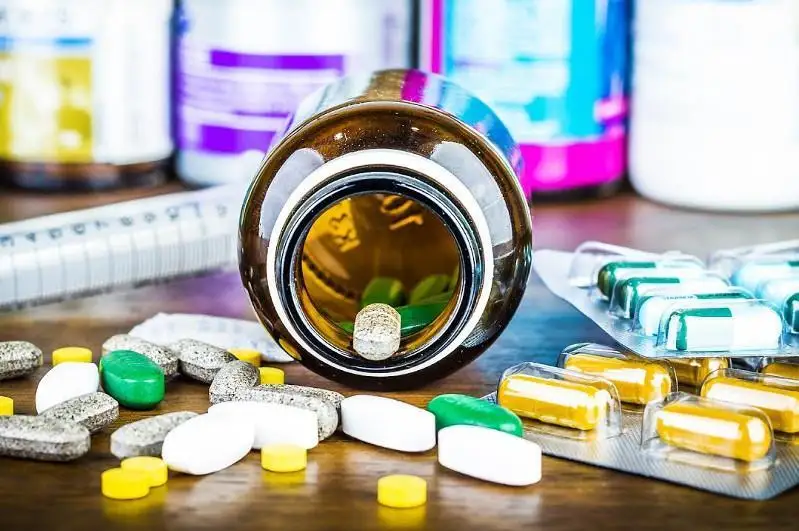 ۇيىندە پنيەۆمونيادان ەمدەلىپ جاتقاندار قانداي ءدارى-دارمەكتى تەگىن الا الادى