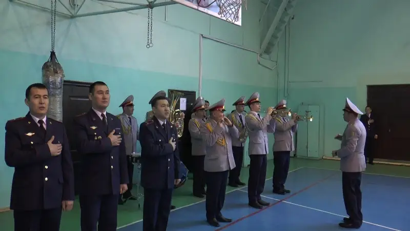 рукопашному 