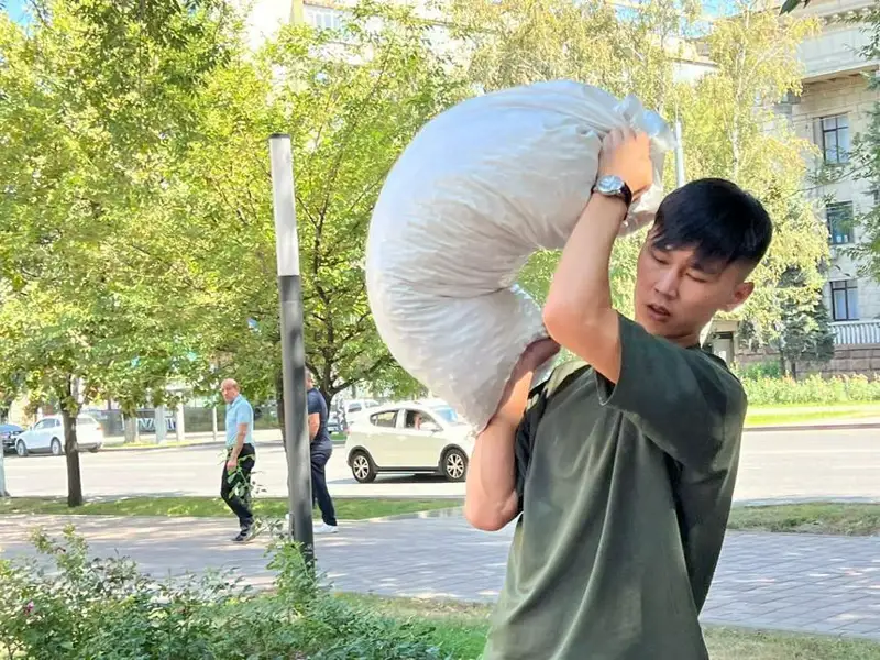 Almaty ákimdigi qostanaılyqtarǵa gýmanıtarlyq kómek jınaǵyn jarııalady