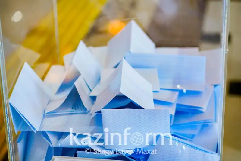 Несколько казахстанцев не смогли проголосовать на референдуме из-за прописки