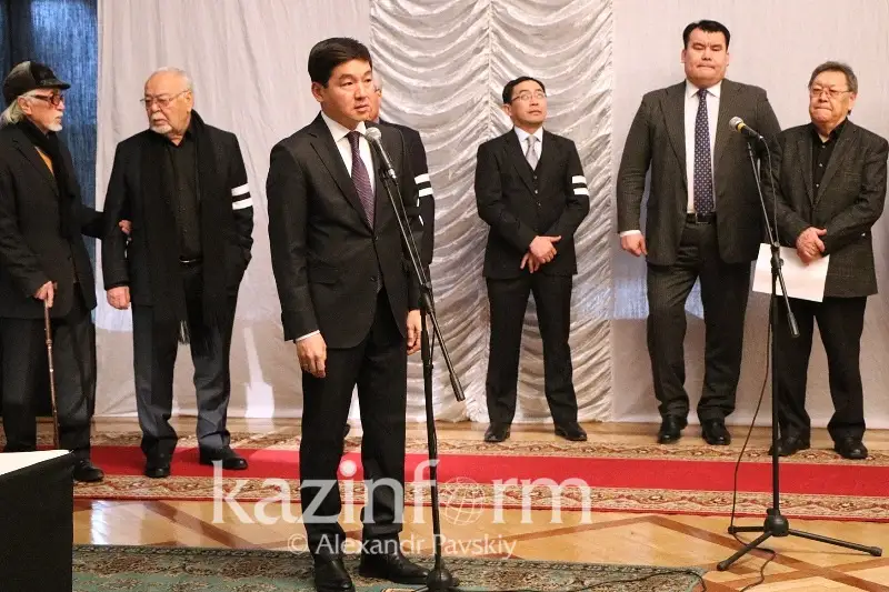 Қазақстандықтар Төлегенін ақтық сапарға шығарып салды
