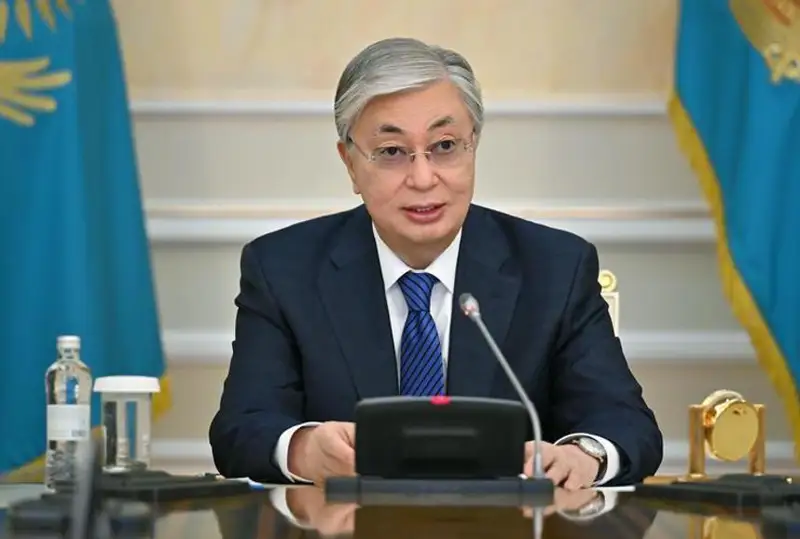 Президент предложил объединить компании «КазАвтоЖол» и «Казахавтодор»