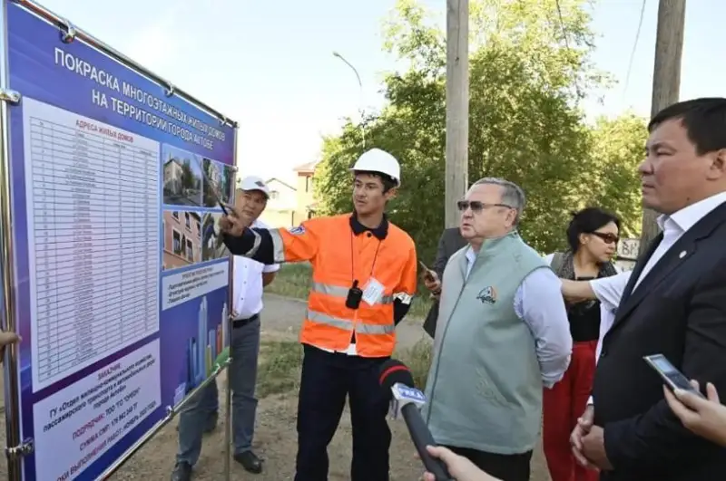 Aqtóbede jer telimi berilgen turǵyn úı alaptaryna ınjenerlik jeliler tartylyp jatyr