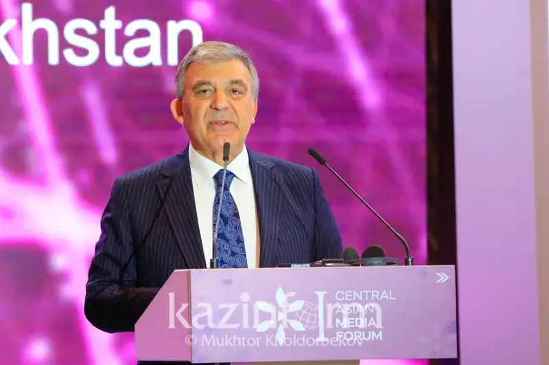 Медиа способствует прозрачности и подотчетности правительств – Абдулла Гюль