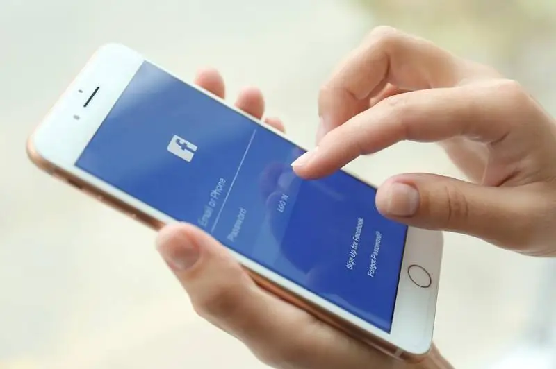 Facebook заблокирован в России