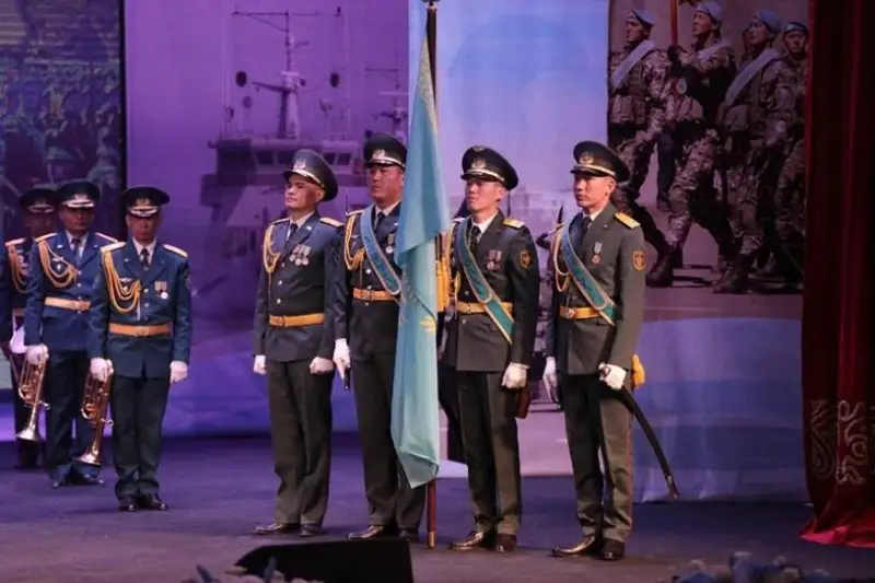 День защитника Отечества отметили в Атырау