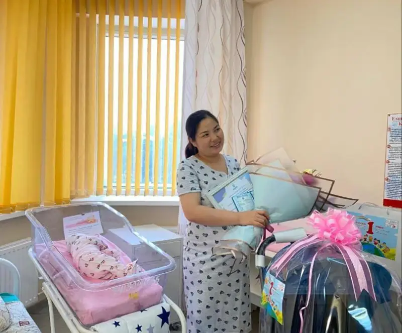 Около 80 новорожденных появилось на свет в Международный день защиты детей в столице