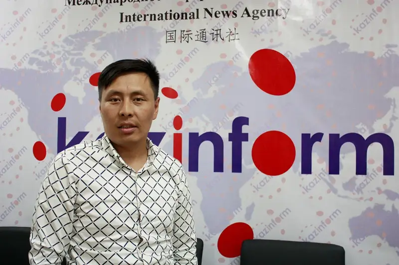 Қытайлық қазақ өзі жасаған қазақи әуе шарымен әлемді шарлағысы келеді