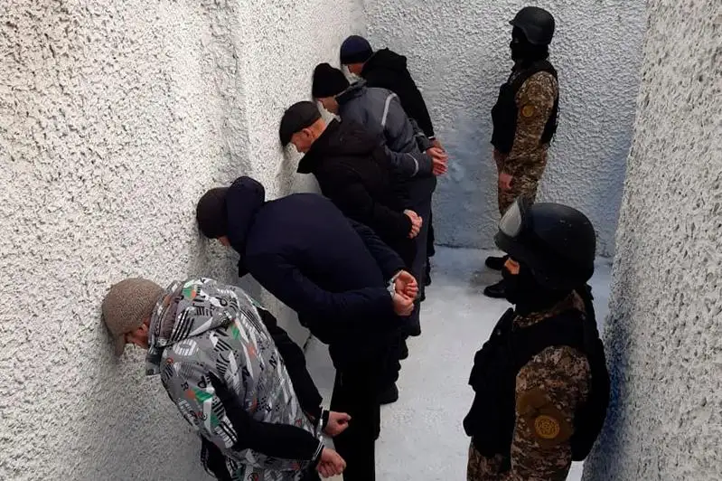 قاراعاندى جانە تاراز قالالارىندا تەرروريستىك توپتىڭ مۇشەلەرى ۇستالدى