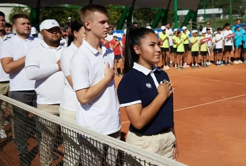 Юношеский Кубок Казахстана по теннису стартовал в Шымкенте