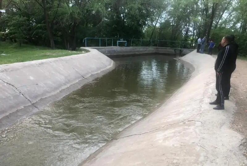 Almaty oblysynyń sý kanalyna 2 bala batyp ketti
