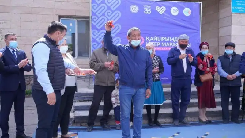 الماتى وبلىسىندا كاسىپكەر 10 وتباسىعا باسپانا سىيلادى