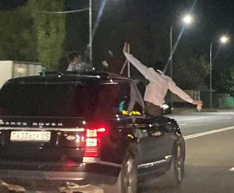 Любителей экстремальной езды оштрафовали в Алматы