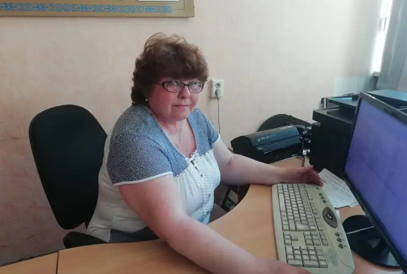 Adamdarǵa kómekteskim keledi – 30 jyl memqyzmette eńbek etetin maman