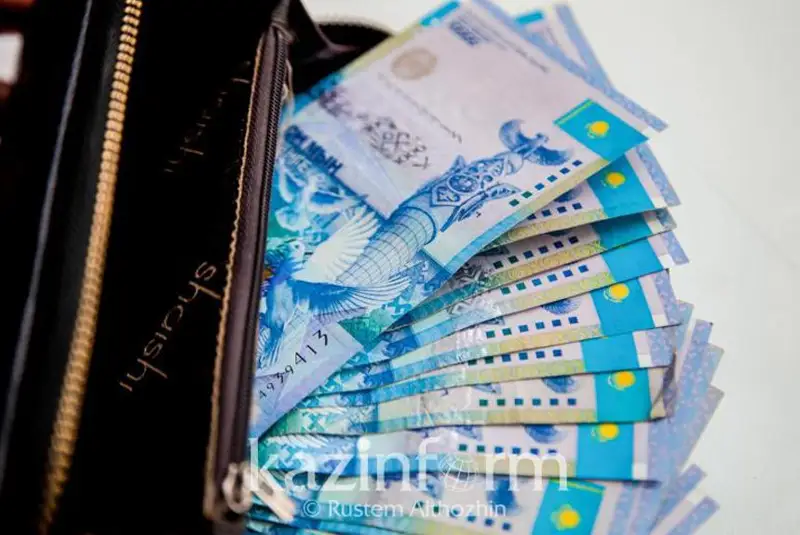 Tabıǵı monopolııa salasyndaǵy jumyskerlerdiń aılyǵy artady – Álibek Qýantyrov