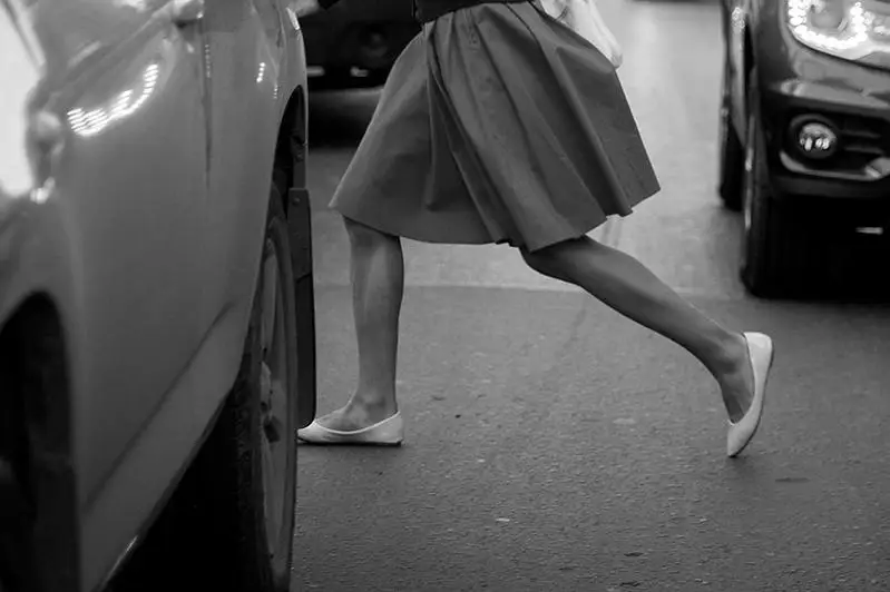 كوكشەتاۋدا جولدىڭ رۇقسات ەتىلمەگەن تۇسىنان وتپەك بولعان ايەل مەرت بولدى