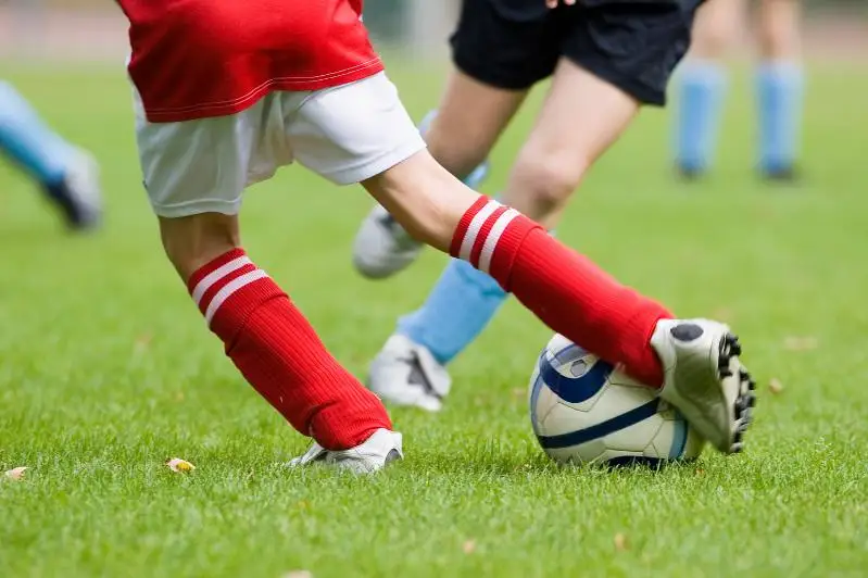 فۋتزالدان الەم چەمپيوناتىنا ىرىكتەۋ: قازاقستان العاشقى ماتچتى جەڭىسپەن باستادى