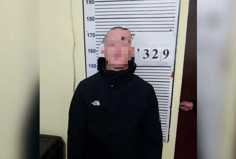 Укравшего золото и украшения на 30 млн тенге домушника задержали в Шымкенте