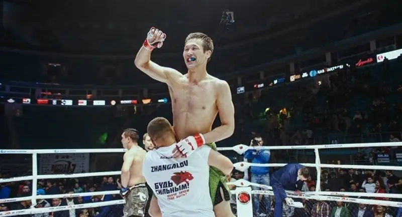 قازاقستاندىق سپورتشى ارالاس جەكپە-جەكتەن الەمدەگى ەڭ بەدەلدى ۇيىمىمەن كەلىسىمگە قول قويدى