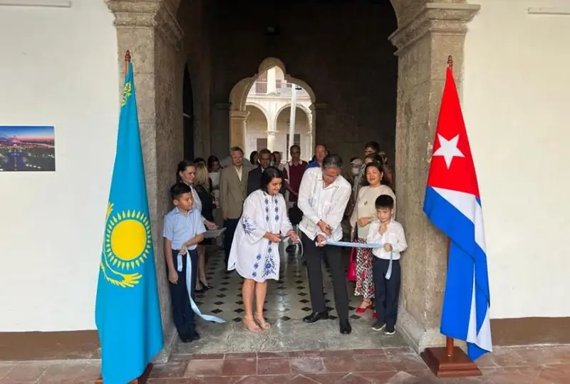 Выставку «Казахстан в фотографиях» открыли на Кубе