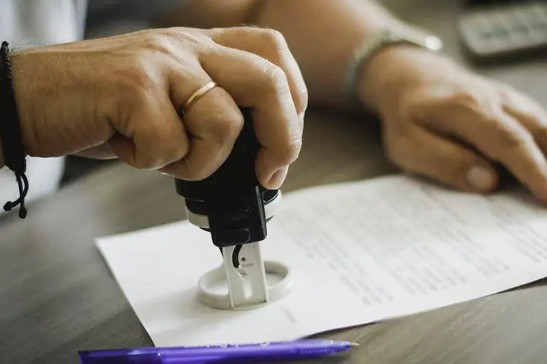 Заработать на «продаже» несуществующих сертификатов пыталась жительница Тараза