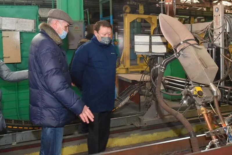 Аким СКО о работе заводов: будем оперативно решать логистические вопросы