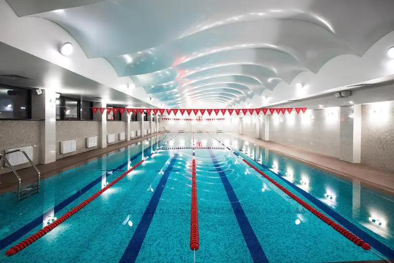 Закрываются несколько бассейнов во Франции из-за высоких цен на энергоносители