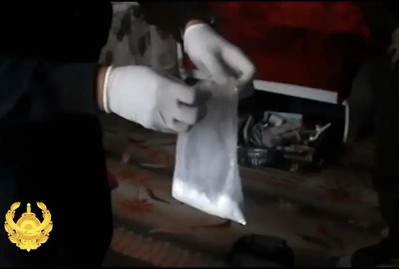 Мефедрон и арсенал оружия изъяли у наркоторговца в Талдыкоргане