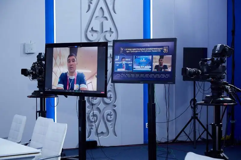 سەرىك ساپيەۆ بوكسشىلاردىڭ كەمشىلىگى تۋرالى باقىت سارسەكبايەۆتىڭ سىنىنا جاۋاپ بەردى