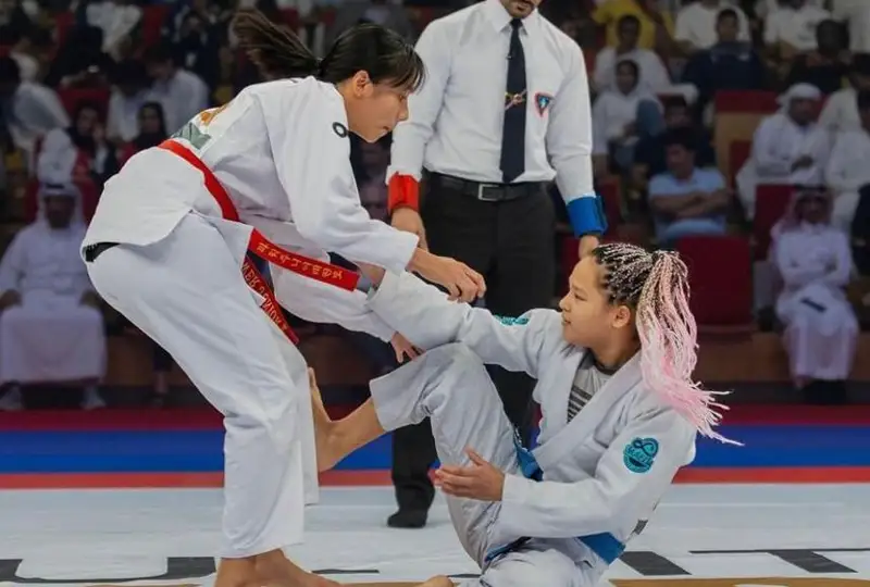 Жибек Кулымбетова стала пятикратной чемпионкой мира по джиу-джитсу