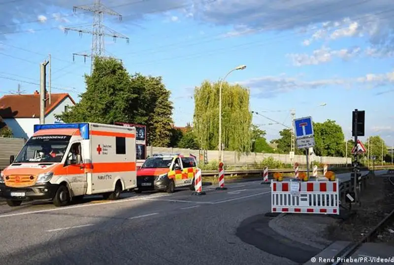 Водитель наехал на велосипедистов в Германии, есть жертвы