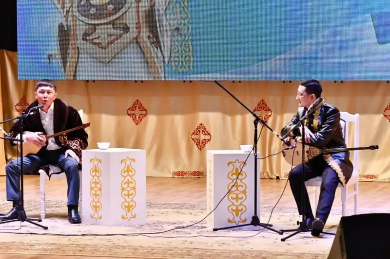 ەكىباستۇزدا اقىندار ايتىسى ءوتتى