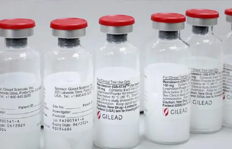 Еврокомиссия продолжает закупать лекарства от COVID-19