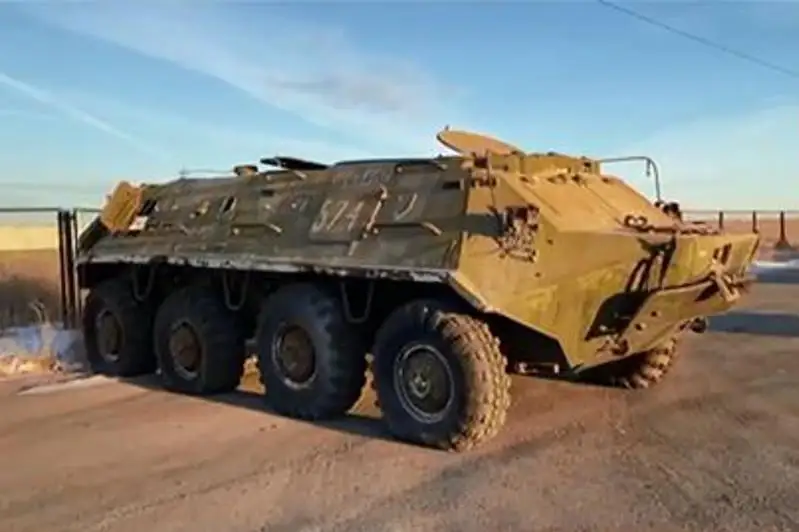 Актюбинец пытался продать БТР, который хранил более 20 лет