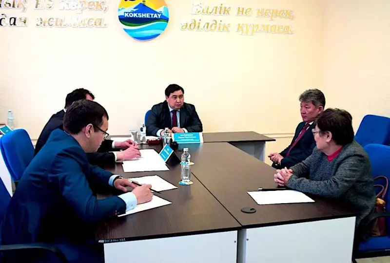 Мемлекеттік қызмет істері агенттігінің төрағасы Ақмола облысында мемқызметшілермен кездесті
