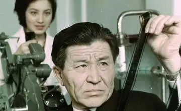 قازاقتىڭ ايگىلى اكتەرى، رەجيسسەر شاكەن ايمانوۆ تۋرالى قىزىقتى دەرەكتەر